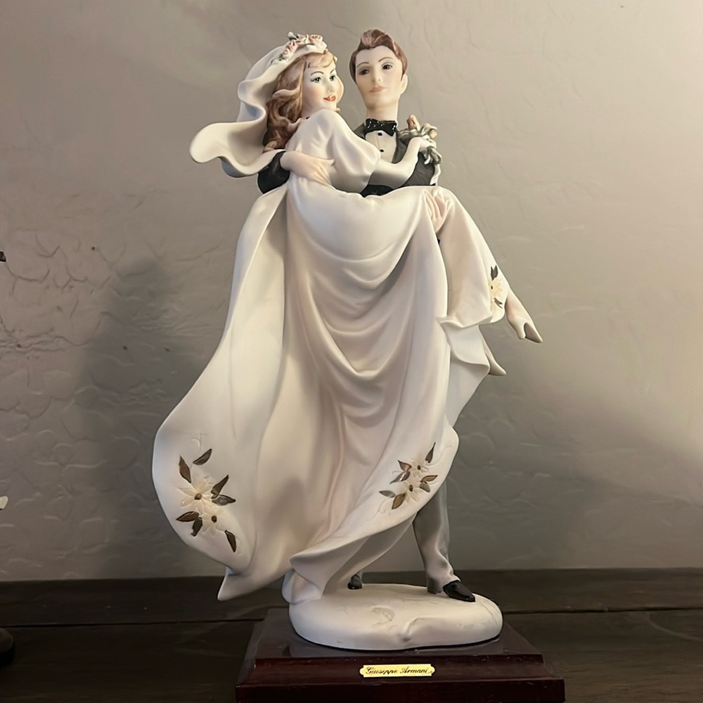 Giuseppe, Armani, bride and groom statue